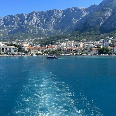 Beatiful Rosemary - West In * Makarska